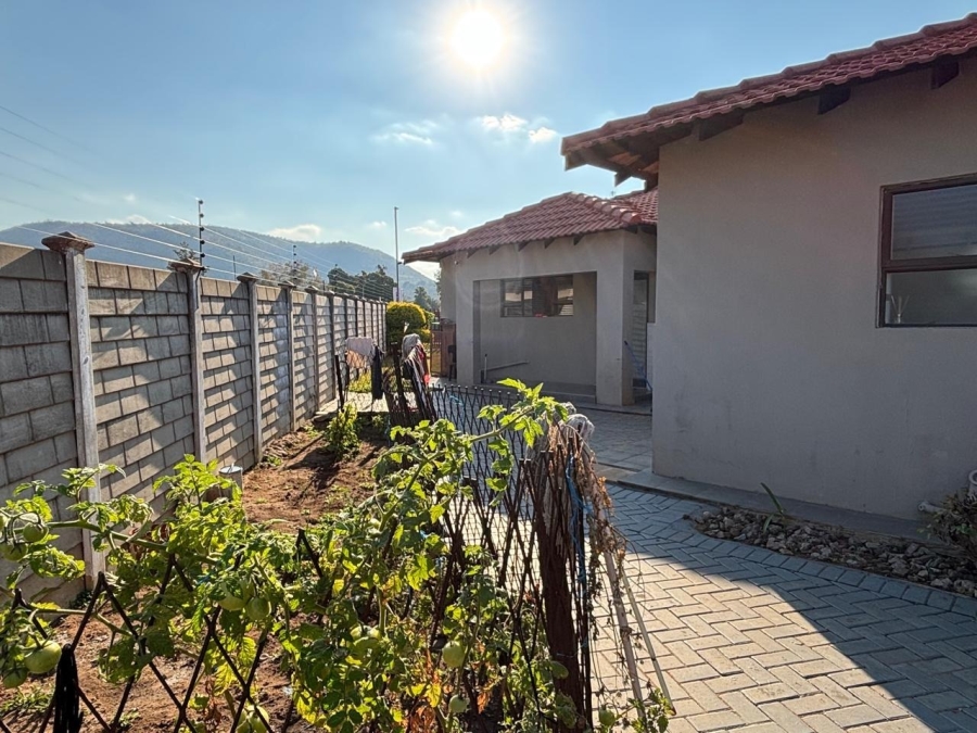 3 Bedroom Property for Sale in Mogwase North West